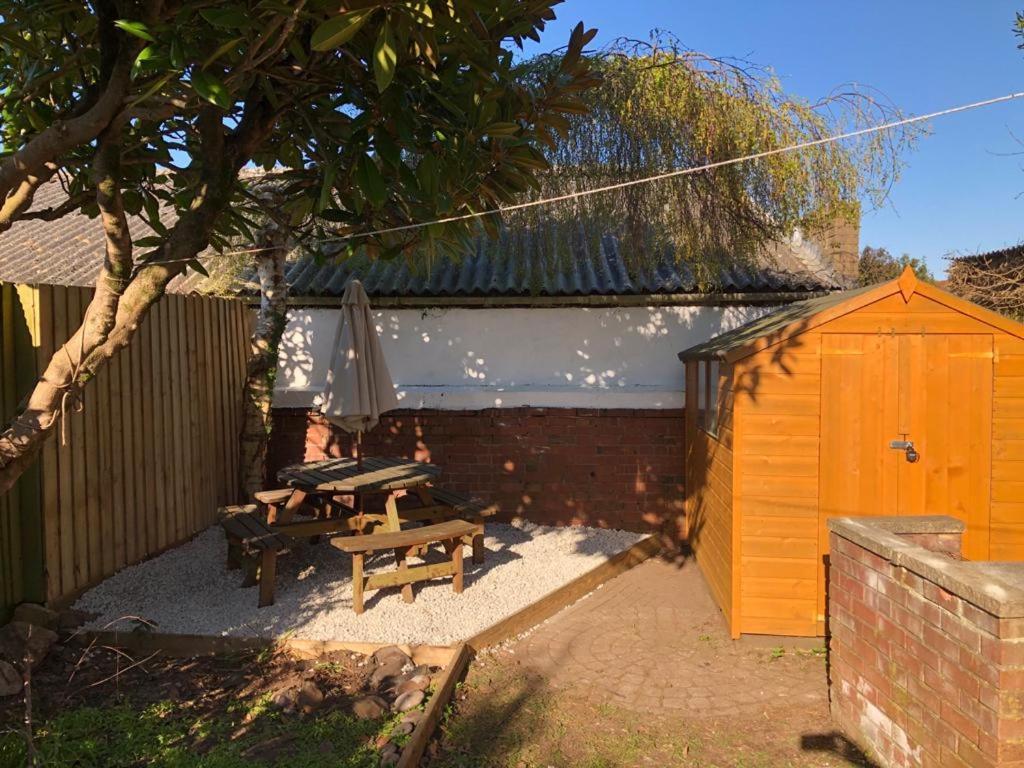 Hamilton House Villa Exmouth Exterior photo